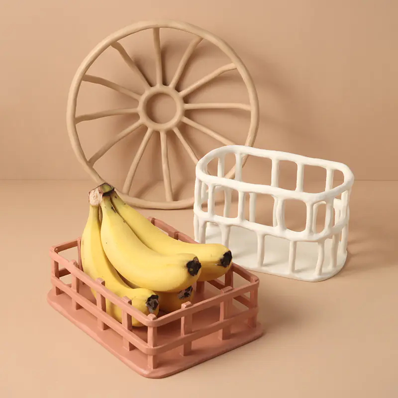 Wholesale Hollow Ceramic Berry Basket