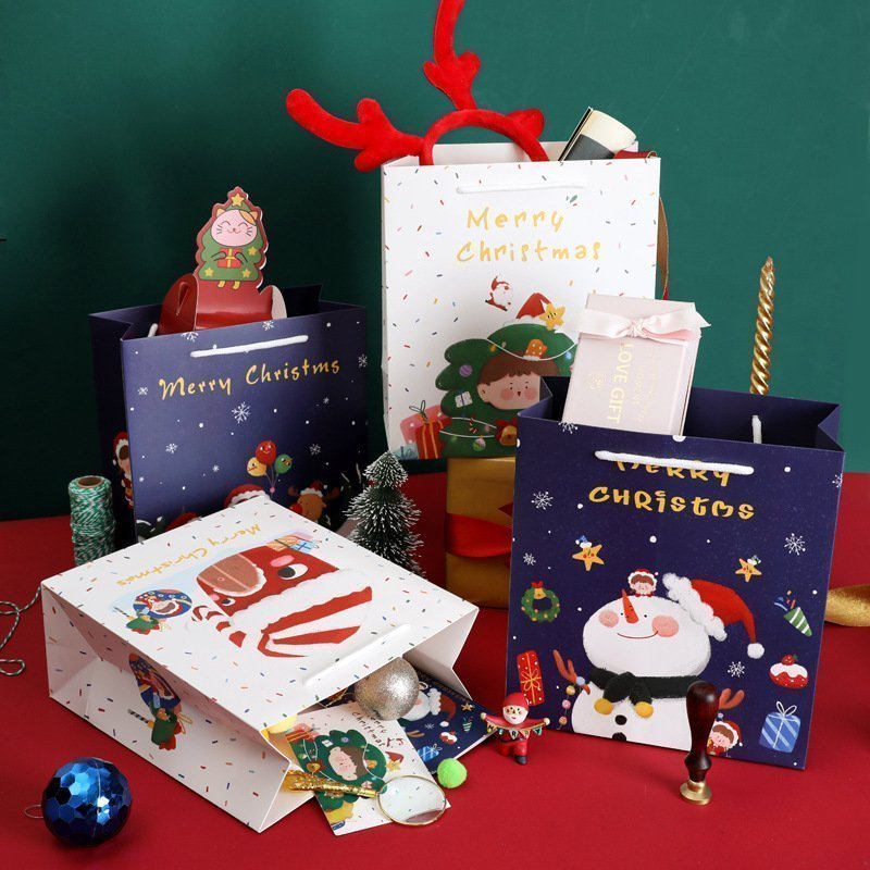 18pcs Christmas Kraft Gift Bags