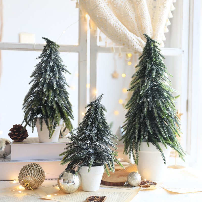 16″ Light up Silverpine Xmas Tree