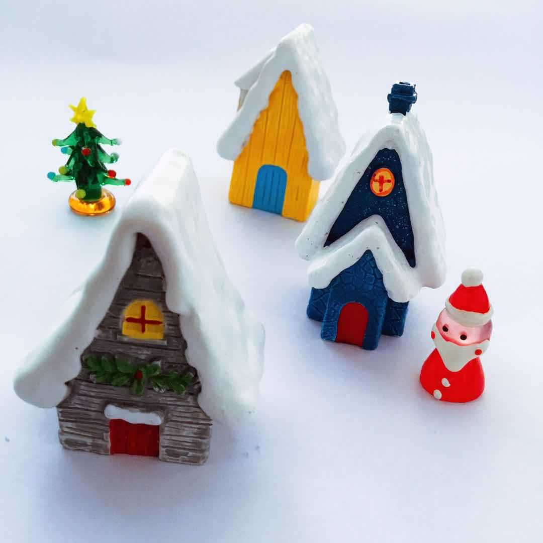 Christmas Decoration House