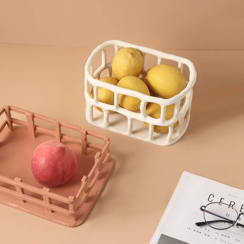 Wholesale Hollow Ceramic Berry Basket - Image 4