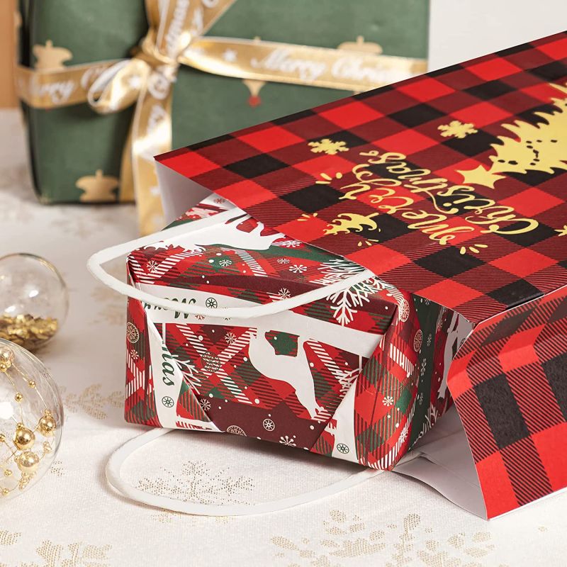 Wholesale 24pcs Reusable Christmas Gift Bags Assortment with Festival Design - Image 4