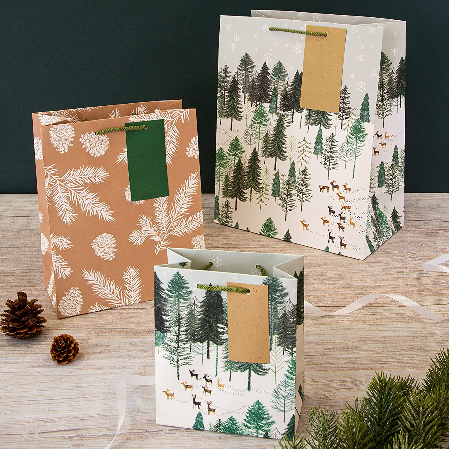 China Supply Set of 3 Large Christmas Gift Bag Assortment with Festival Design - Image 3