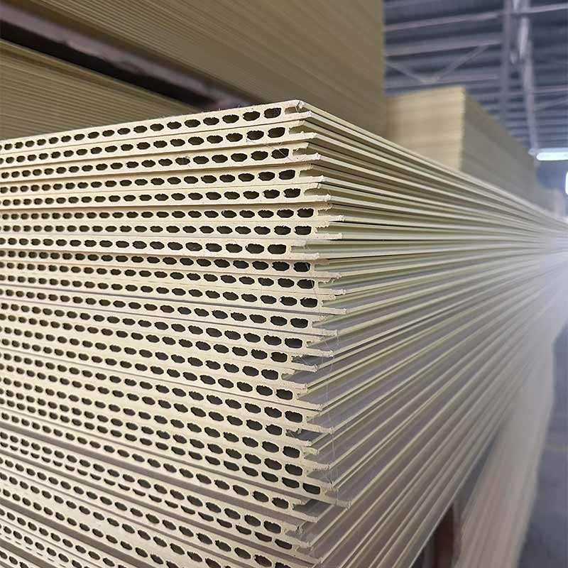 Modern WPC Wall Cladding Geometric Pattern Harmful Substances Free Waterproof and Fireproof for Household and Commercial Use