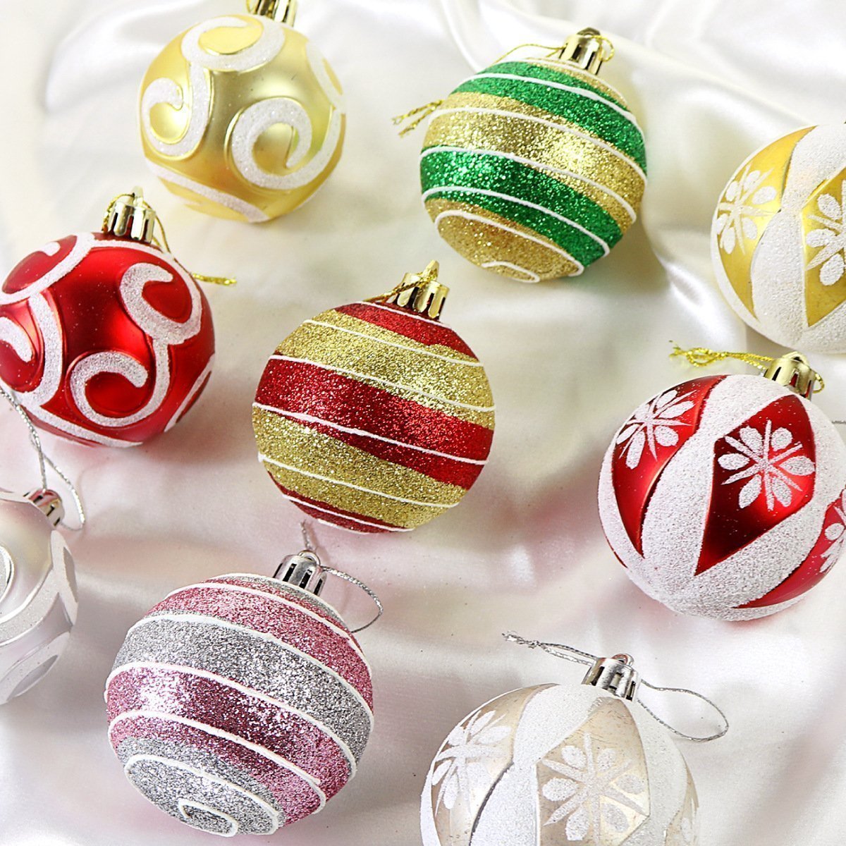 China popular Christmas 8cm colorful plastic ball for decoration